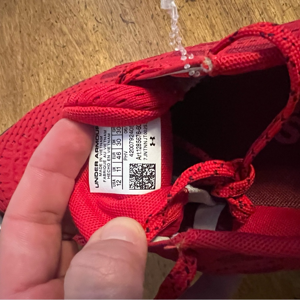 Under Armour Threadbone Slingflex Mens Size 12 Red Athletic Sneakers - Picture 5 of 5